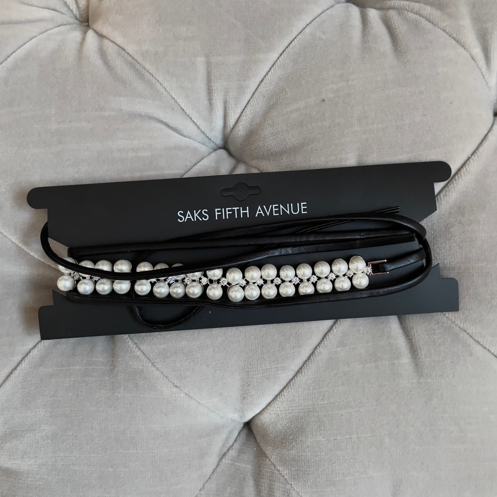 Saks fifth avenue pearl choker